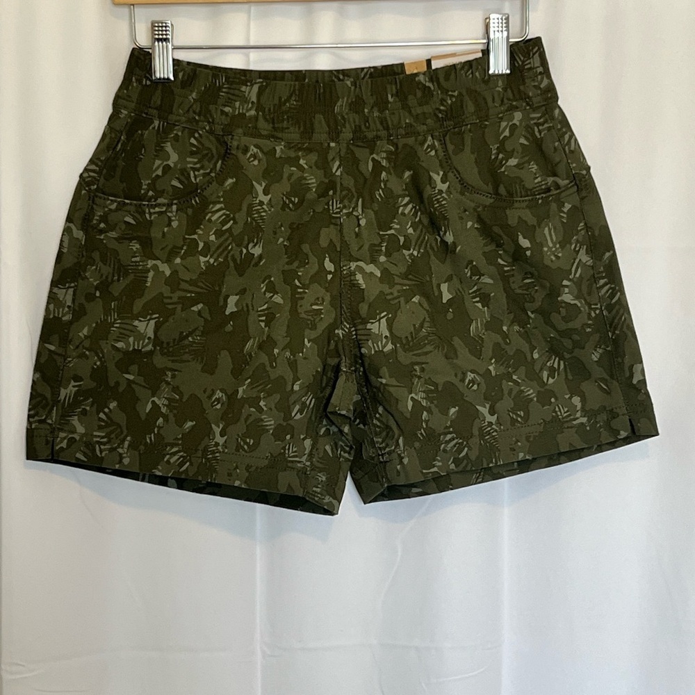 Prana Womens Halle Camouflage Relaxed Fit Shorts Green Size 2 Inseam 3" NWT - Picture 1 of 8